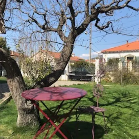 Studio Neuf Bord De Mer Avec Piscine * تولون