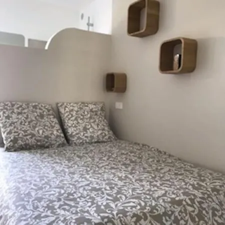 Studio Neuf Bord De Mer Avec Piscine شقة تولون
